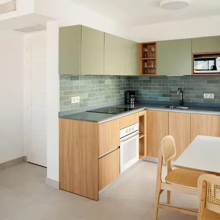 Nazaret - Adults Only Apartament *