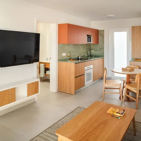 Nazaret - Adults Only * Arrecife (Lanzarote)